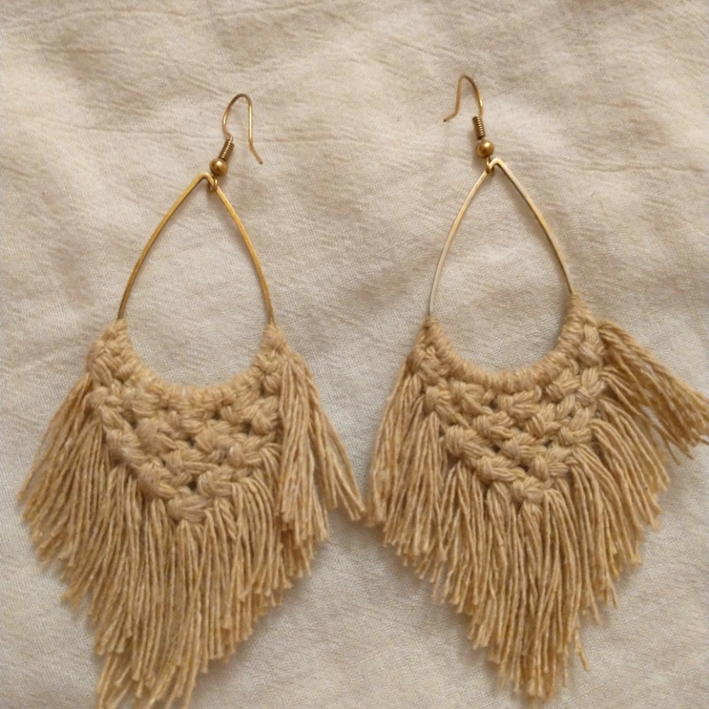 Macrame Hanging Earrings